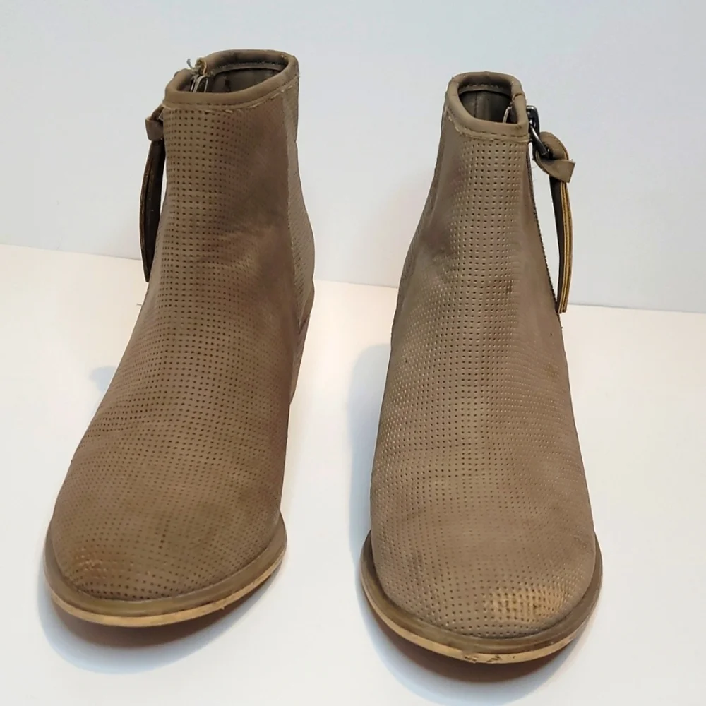 Treasure & Bond zip up ankle boots girls size 2M tan 22049699 - Picture 4 of 9
